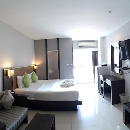 April Suites Pattaya Dış mekan fotoğraf