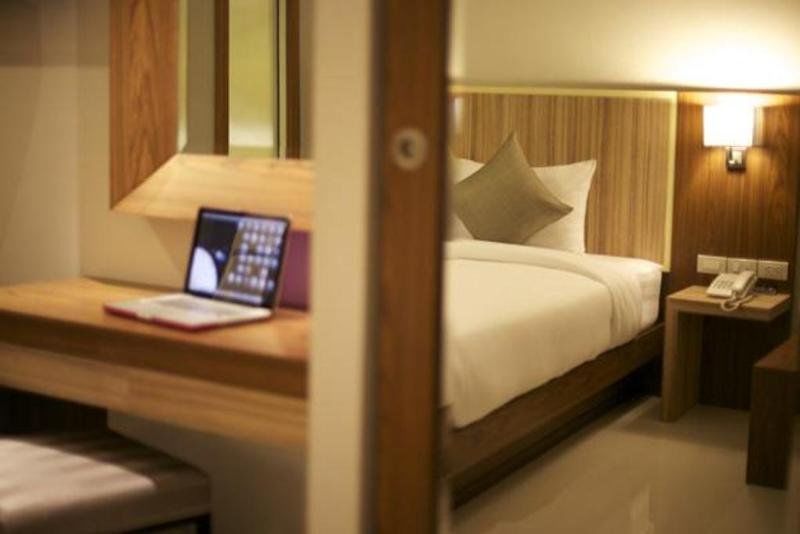 April Suites Pattaya Dış mekan fotoğraf