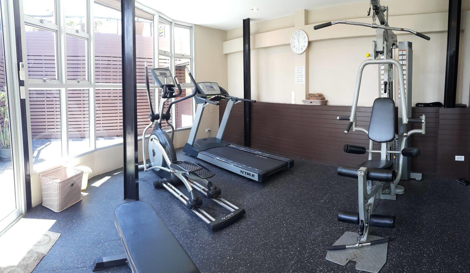 April Suites Pattaya Dış mekan fotoğraf